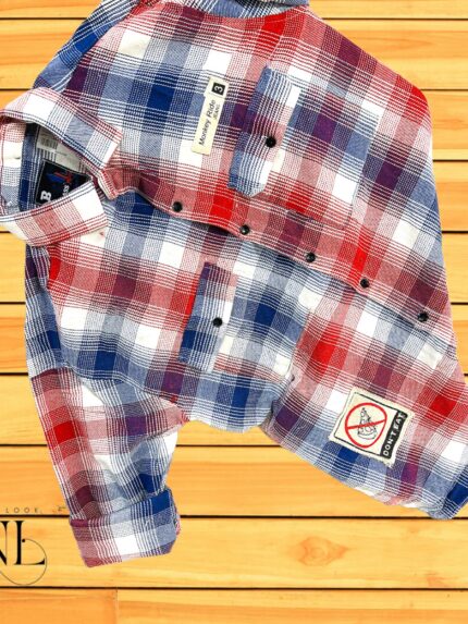 Double pocket Checks Shirt Premium