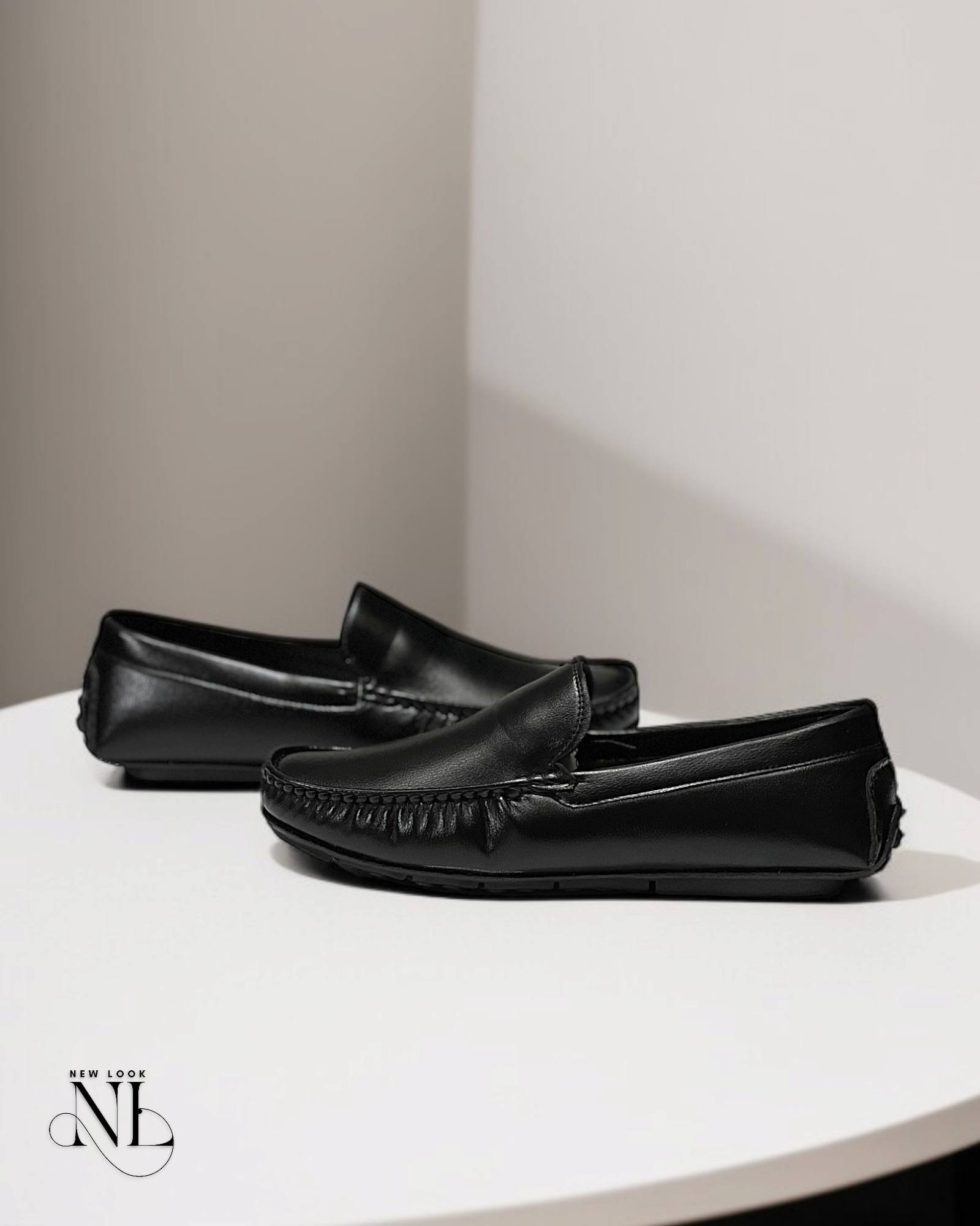 Premium Black Loafers for Men - Stylish & Versatile Premium Black Loafers for Men - Stylish & Versatile