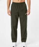 Best deep green parachute baggy lowers for men & rich forest