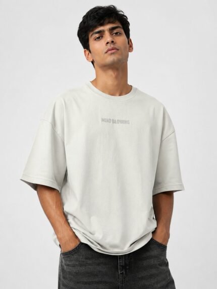 Trendy Cream Oversize T-Shirt for Men & Off-White Streetwear