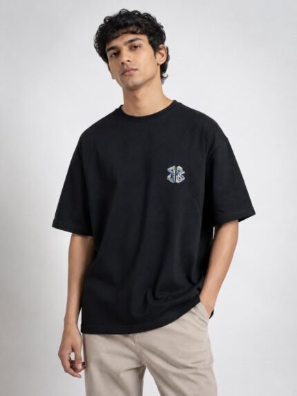 Basic Black Oversized T-Shirt with Back Print